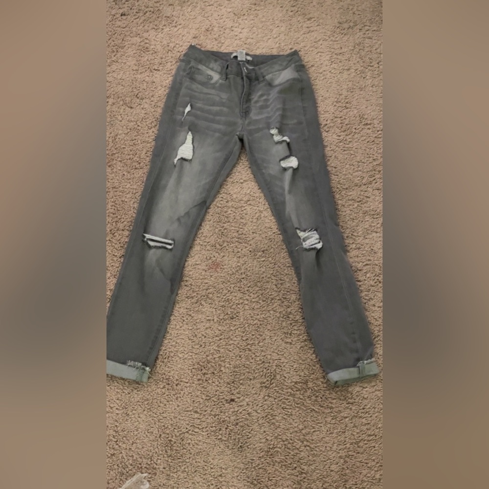 *REFUGE JEANS*